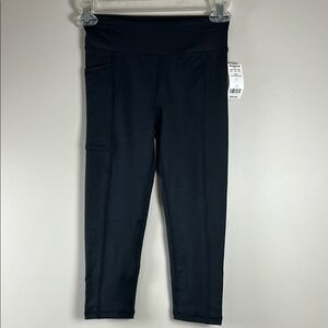 Tek Gear Soft Tek NWT Kids Black Cropped  Leggings Size 7